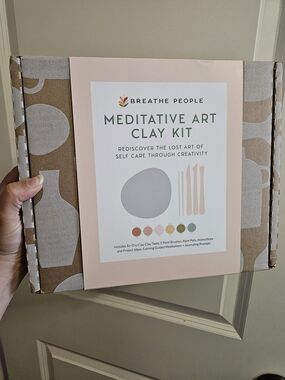 NIB Pink Meditative Art Clay Kit